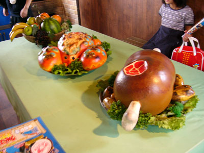 これたしか、スカイフィッシュ（だっけか？）の包み焼きだかなんだかだったと思うよ。